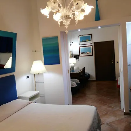 Desideria 4* 캐피타나