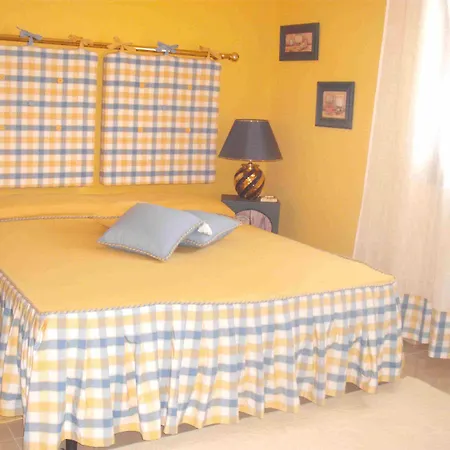 Desideria Bed & Breakfast 4*