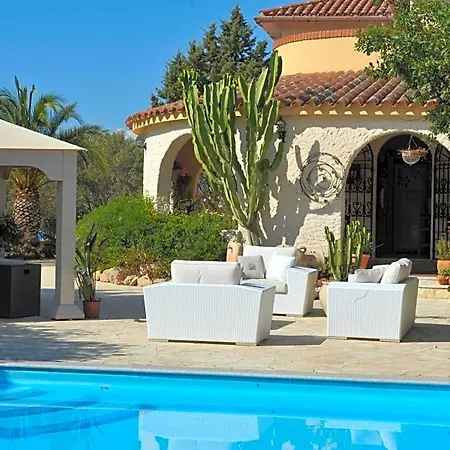 Desideria Bed & Breakfast 4*
