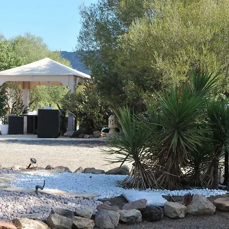 Desideria Bed & Breakfast 4*